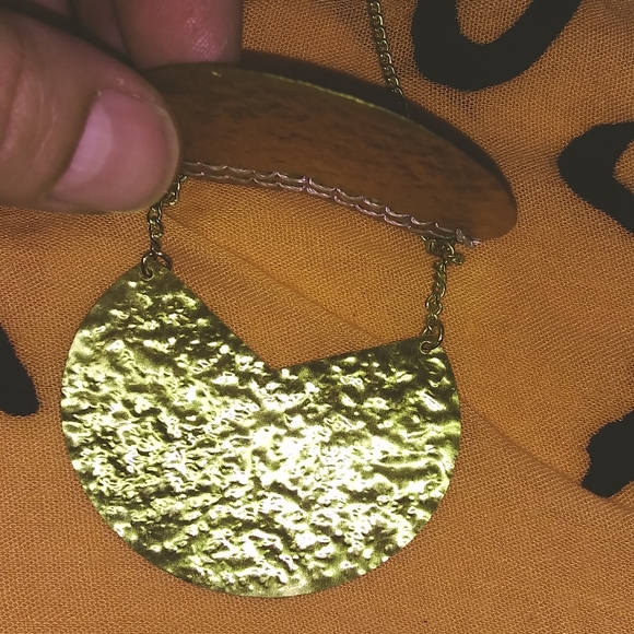 Necklace of a Goddess - Picture 5 of 9